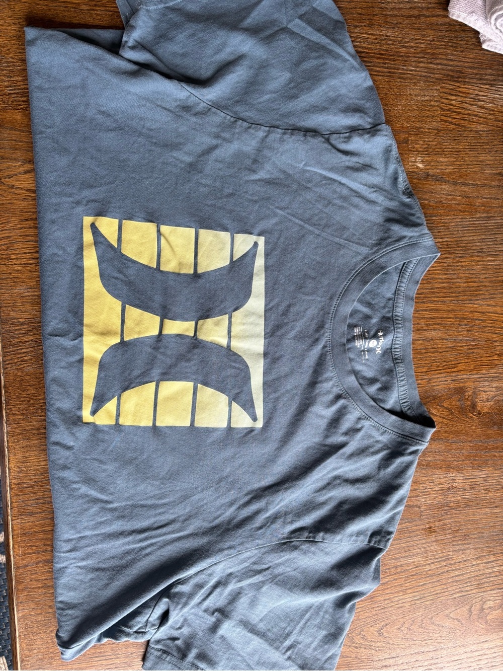 Hurley Short Sleeve Tee
